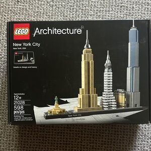 LEGO Architecture New York City Skyline Set - 21028